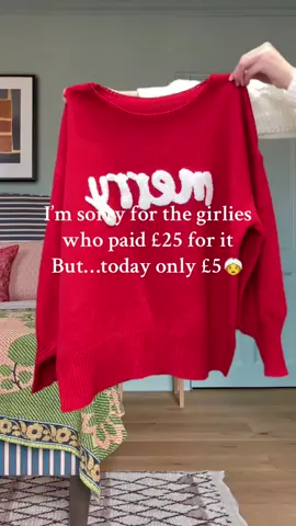 The best Christmas sweater💖😘🎄#sweater #christmas #giftideas #fyp #tiktokshopblackfriday #blackfridaydeals #tiktokmademebuyit #spotlightfinds #falloutfits 