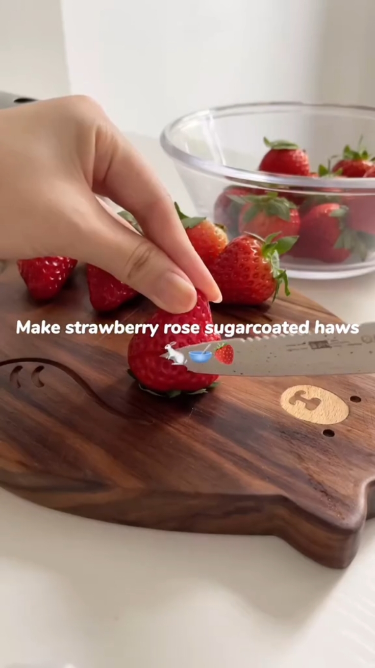 Making strawberry 🍓 rose sugarcoated with me #fyp #making #asmr #asmrvideo #asmrsounds 