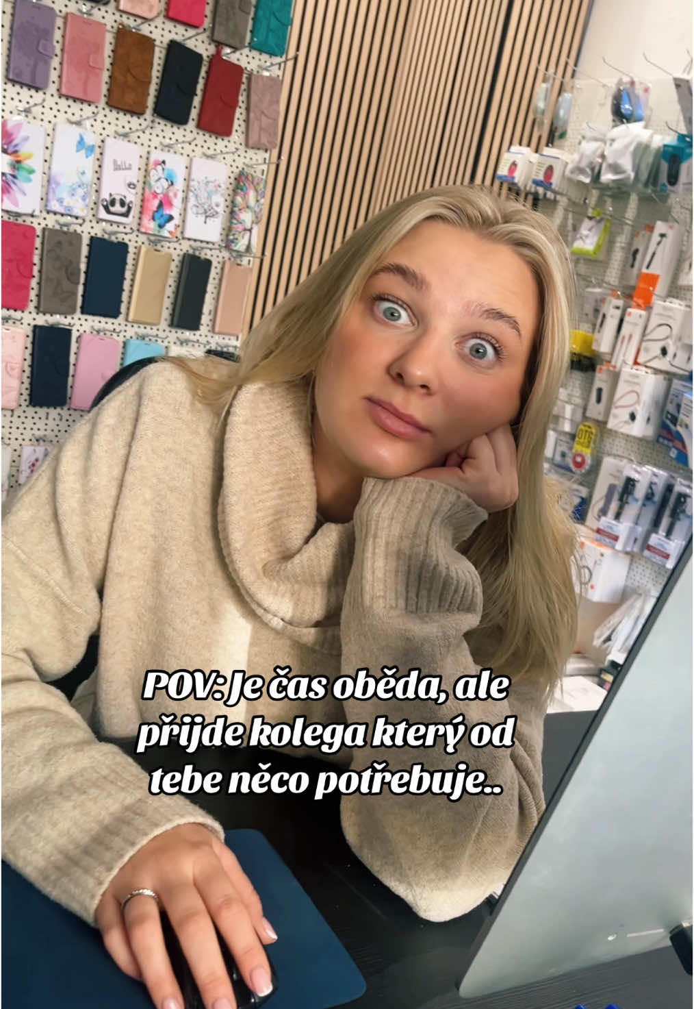 ,,Nejlepší” načasování prostě 🙃  #krytoland #telefon #krytolandsk #work #krytolandpaří #krytynamobil #viral #fyp 