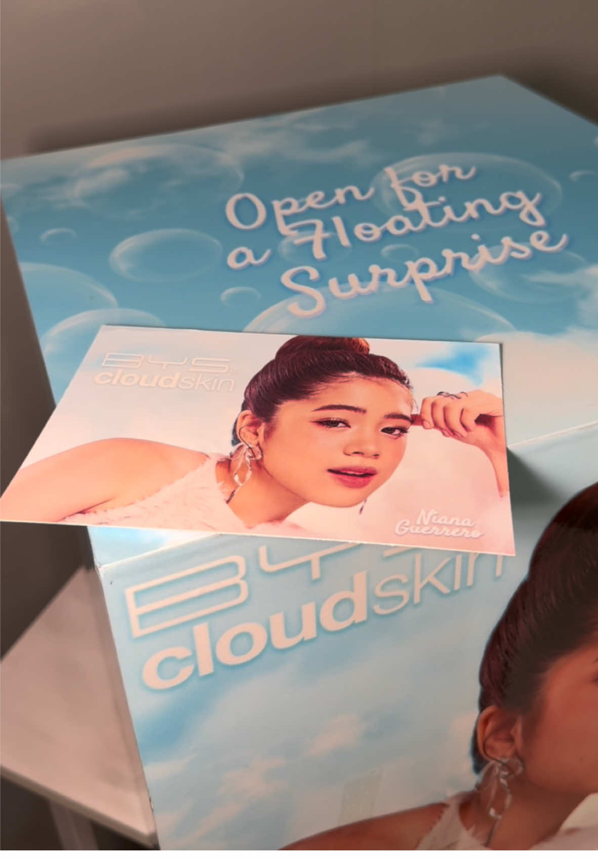 Achieve the perfect cloud skin glow with BYS! Flawless, dewy, and long-lasting—no cakey foundation here! 🙌 Grab it now on Yellow Basket, Watsons, or SM Beauty! #CloudSkin #BYS #flawlessglow 