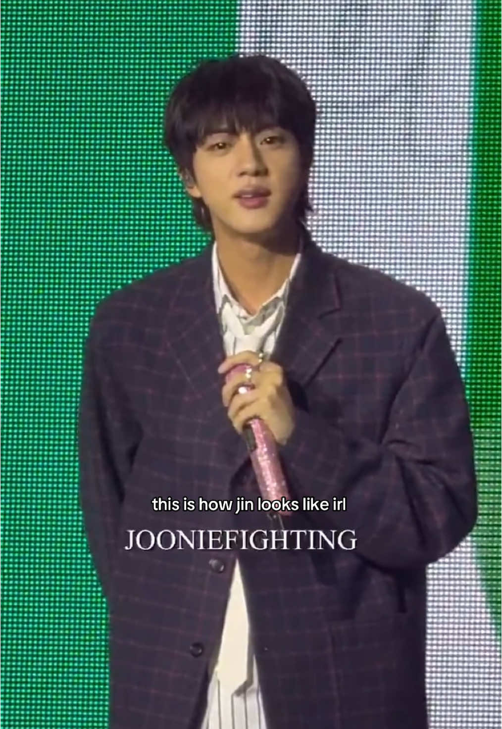 the prettiest #jin #happyspecialstage 