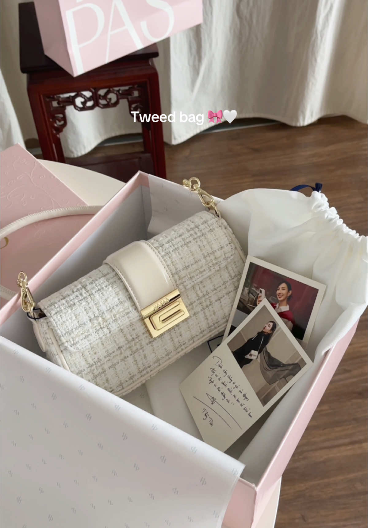 Cứ thấy tweed là mê lắm rùiii, mấy bác tiểu thư bánh bèo tham khảo nhoa 🎀✨✨ #fyp #trending #xuhuong #foryou #reviewlamdep #goclamdep #HAPAS #bythet #tuithuytien 