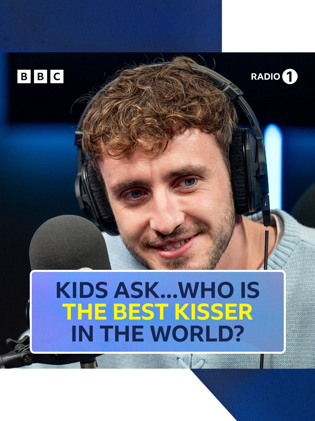 Kids ask Paul Mescal…who is the best kisser in the world? 👀   Paul Mescal answers the hard-hitting questions of some of Radio 1's youngest listeners.    @bbcradio1 #PaulMescal #Kissing #Kids #KidsAsk