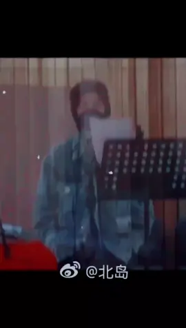 oh my, finally! a glimpse of his recording. thanks so much to the weibo account on the video. #fangsoffortune #大梦归离 #远舟的少年 #侯明昊neo #neohou #houminghao #侯明昊 
