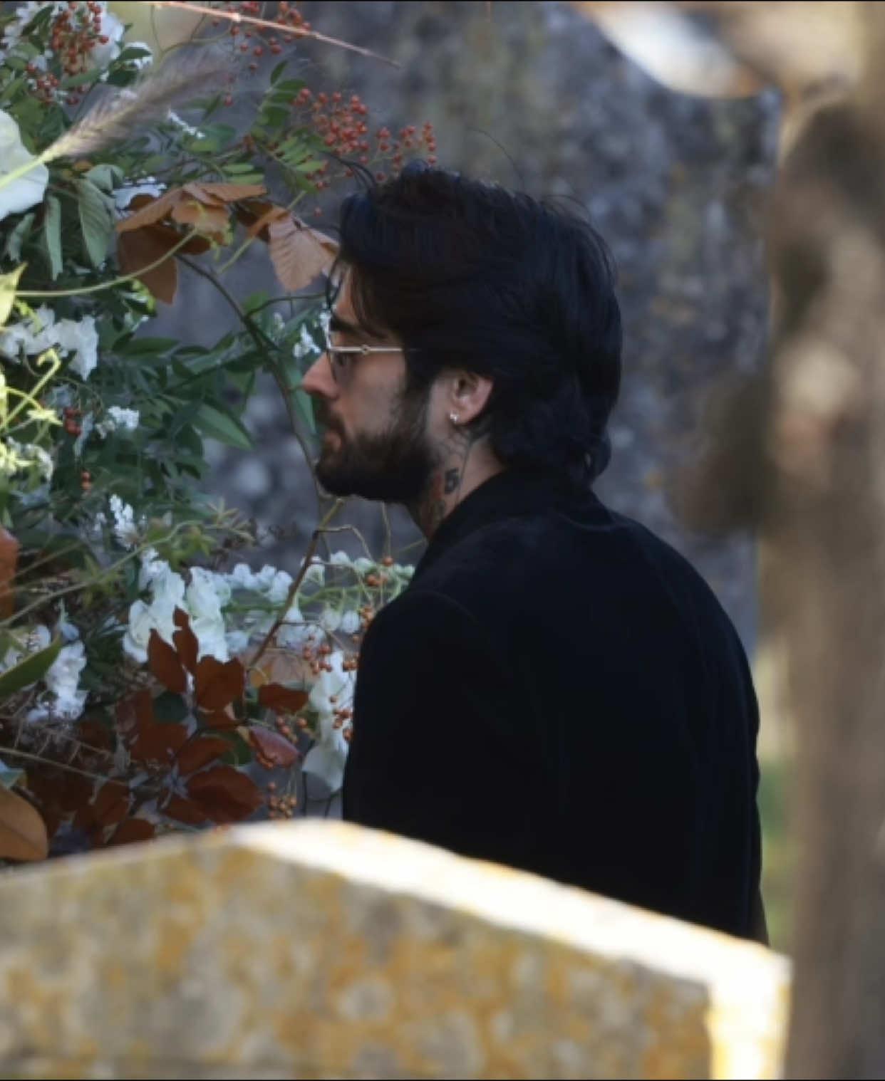 harry styles, louis tomlinson, zayn malik and niall horan arriving at liam payne’s funeral.. #zaynmalik #liampayne #harrystyles #niallhoran #louistomlinson #onedirection #viral #fyp #foryou #zayn 