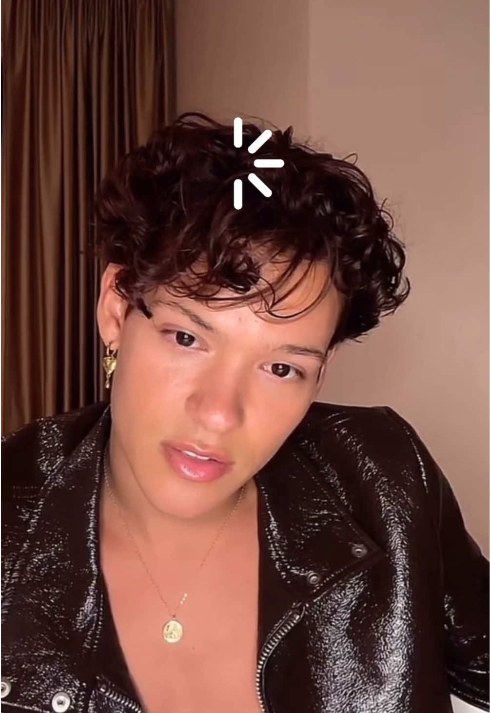 not a single thought behind those eyes @OMAR #omarrudberg #livestream #reactionvideo 