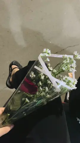 trimakasii syangg🌷@MAS D🇲🇽 #trend #freshflowers #fyp #bucin 