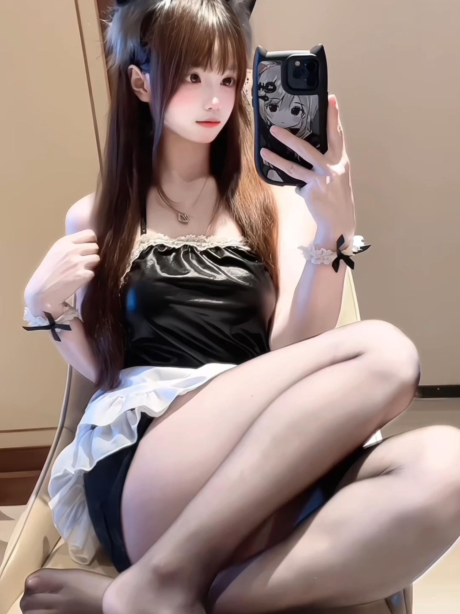 #cosplay #cosplayers #anime #genshin #schoolgirl #uniform #kneehighsocks #asian #chinesegirl #miniskirt #fashionstyle #douyin #legs #tights #highheels #office