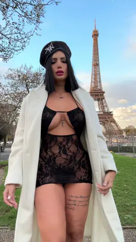 Je t'imagine là-bas à Paris