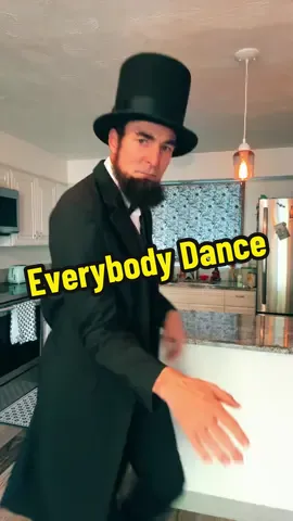 EVERYBODY DANCE NOW with ABE #everybodydancenow #everybodydancenowchallenge #abe #abrahamlincoln #lincoln #abrahamlincoln #honestbabelincoln #honestabe #party #dance 