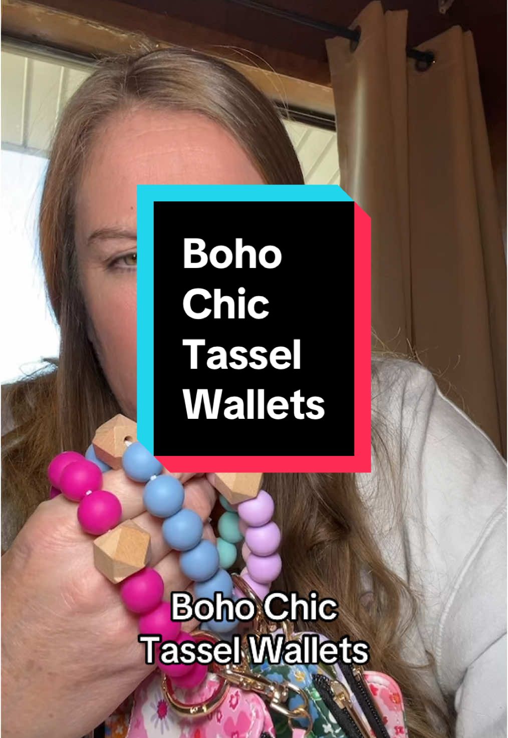 Stocking Stuffer under $5! Boho chic Tassel Wallets are the perfect Christmas Gift or Stocking Stuffer! #stockingstuffers #bohochic #tasselwallets #wallets #wristlets #christmasgift #teachersgift #giftidea #treasurefinds 