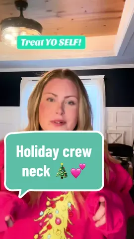 Is there anything better than a Holiday crew neck!? 🎄 NO - snag you one up mama! I treated myself for my birthday and this one is super comfy & roomy! 💕 #treatyourself #tiktokblackfriday #tiktokcybermonday #crewneck #holiday #christmasshopping 