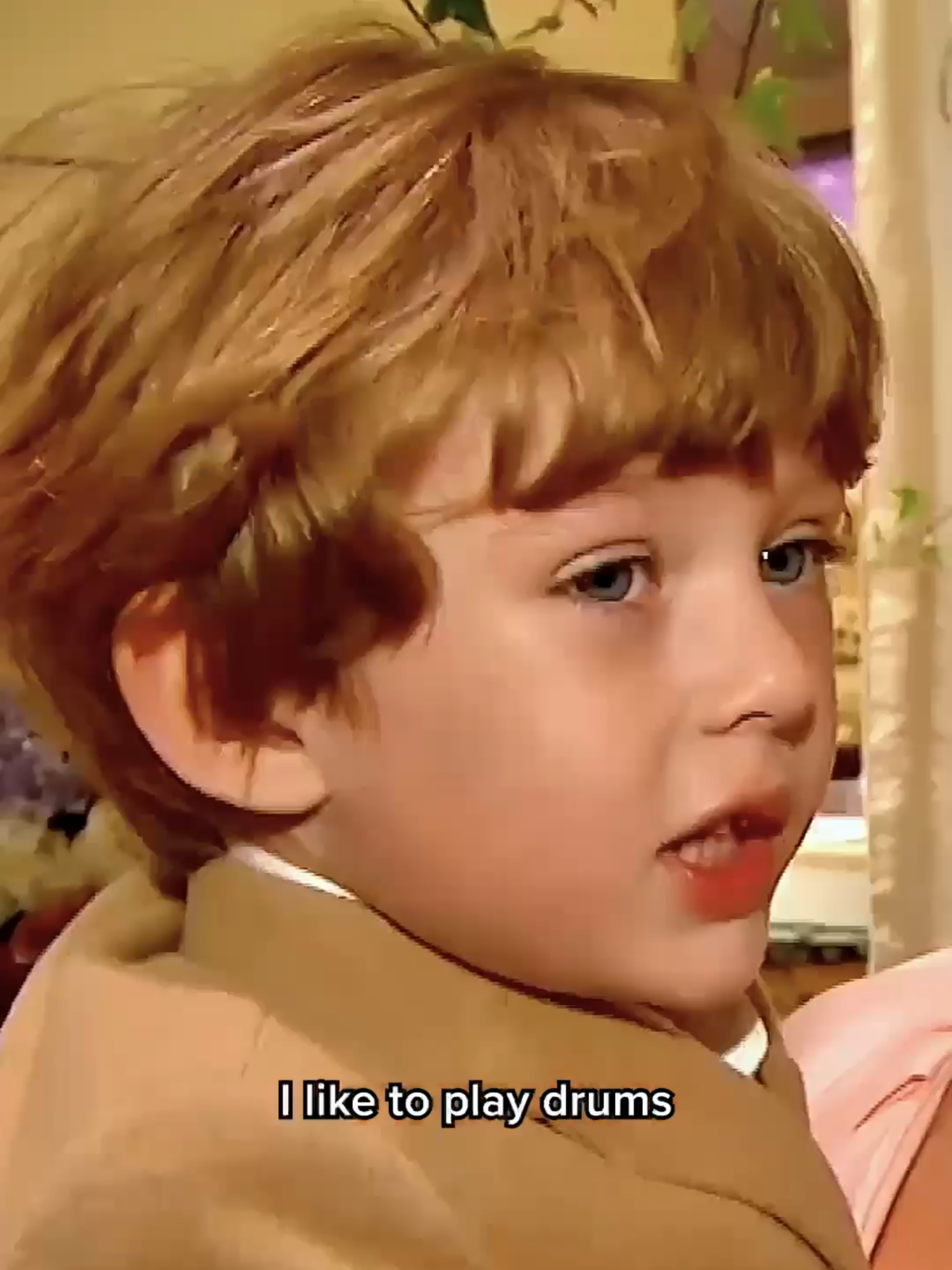 Hear Barron Trump's accent as he speaks in a rare interview with mom Melania in 2009, as Donald Trump's youngest son was about to turn 3 years old. #barrontrump