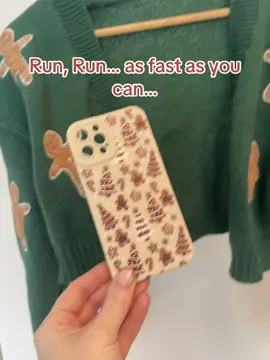 Sweet Treats all round 🎄🤎 #gingerbreadcardigan #gingerbreadphonecase #gingerbread #christmasgingerbread #gingerbreadman 