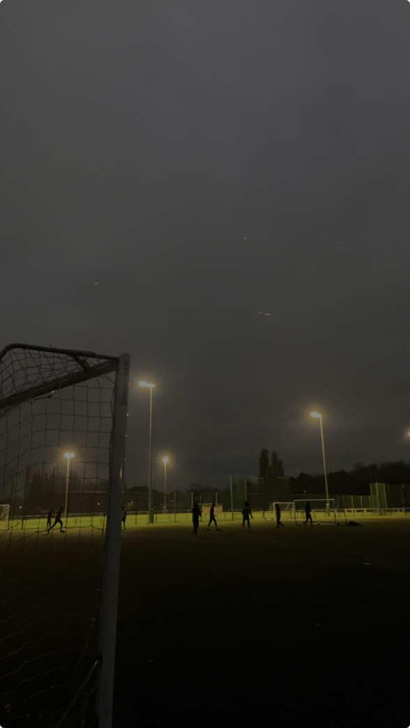 Solo trainings💆🏽‍♂️.                #fyp #football #foryou #winter #xyzbca #footballtiktok #leicester #viral