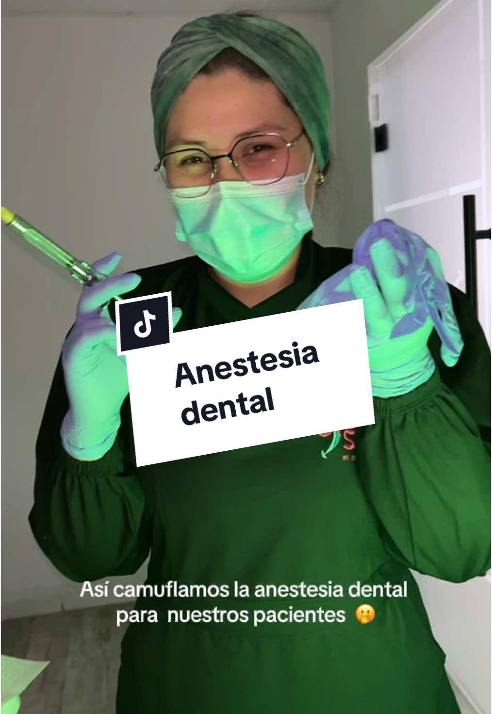 Asi no asustamos a nuestros pacientes con la aguja de la anestesia 🫢🦷🩷✨. #dentist #dentista #dentistry #dentistaentiktok #clinicadental #dental #anestesiadental #anestesia #treanding #paratiiiiiiiiiiiiiiiiiiiiiiiiiiiiiii #paratiiii #zbcxya #limaperu 