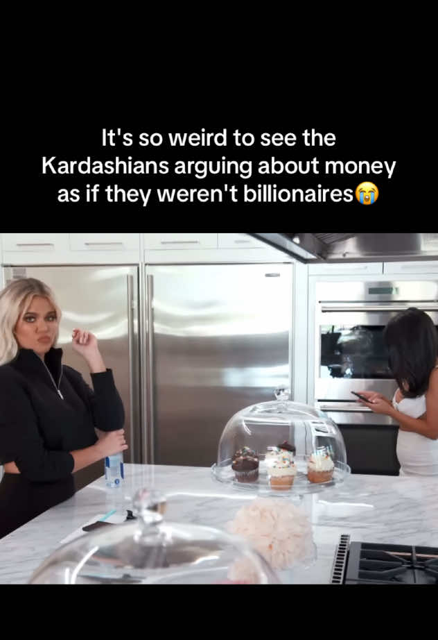 😭😭😭#kimkardashian #khloekardashian #kourtneykardashian #foryou 