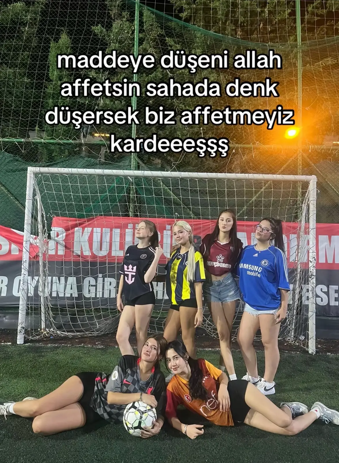 #futbol #halısaha #maç #kızlarhalısaha #😁😁😁 #11 #brezilya #skills #futbolcu #akım #kesfet #fyp 