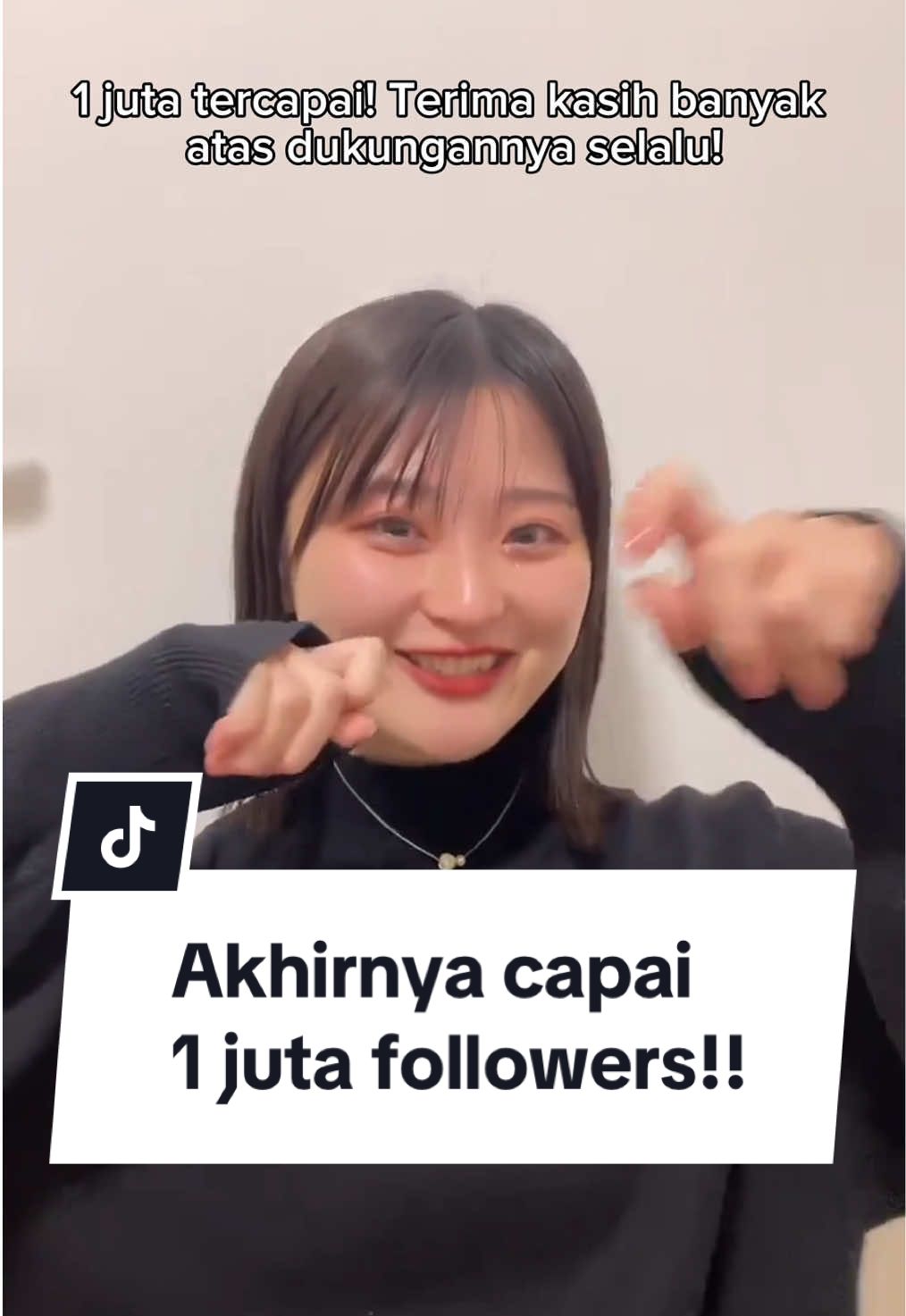 Akhirnya capai 1 juta followers!!!🥳🥳 Terima kasih banyak atas dukungannya selama ini! Mimpi aku adalah jadi seorang talent, mendapatkan lebih banyak pengaruh, dan membuat banyak orang tersenyum. Aku sudah melewati banyak pengalaman sulit. Di saat-saat seperti itu, hiburan menyelamatkan aku. Karena itu, aku ingin membantu orang lain melalui hiburan! Indonesia adalah negara pertama yang aku kunjungi saat bepergian ke luar negeri, dan itu adalah tempat yang sangat aku cintai. Aku akan terus berusaha untuk bisa membuat semua orang bahagia! Dukung terus ya! Nanako #nanako #nachan #Indonesia #jepang #fyp #selamat #1jutafollower 