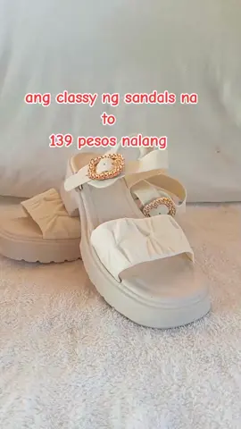 Ang Ganda talaga Ng sandals na to check out na#sandalsforwomen #affilliatemarketing #tiktokfinds #affordable #affiliate 