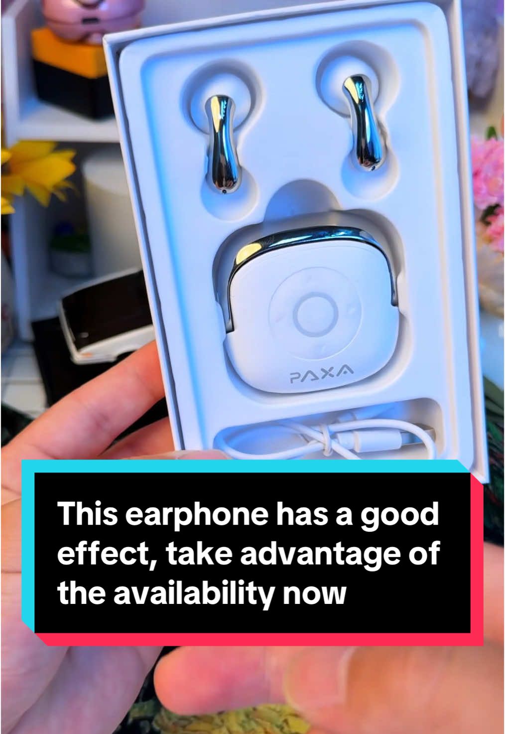 😂🔥Remote control earphones! Secretly tell you, it can help you control your friend's phone.#summerstyle #earbuds #earbudswireless #headphones 🎧 #headphones #headphonesrecommended #airpods #headphonesbluetooth #earbudsviral #airpod #tiktokshopmademebuyit