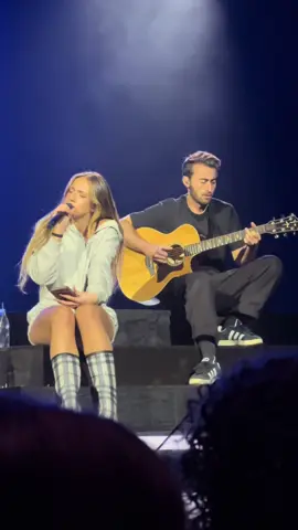why she cough so 𝓮𝓵𝓮𝓰𝓪𝓷𝓽𝓵𝔂 🥲🥲 | #tatemcrae #thinklater #thinklatertour #thinklaterworldtour #nz #auckland #newzealand #cvntianaaa_ #foryoupage #fyp #oliviarodrigo #guts #gutsworldtour #prettyisntpretty @tate mcrae @T8 HQ @fly™️ 