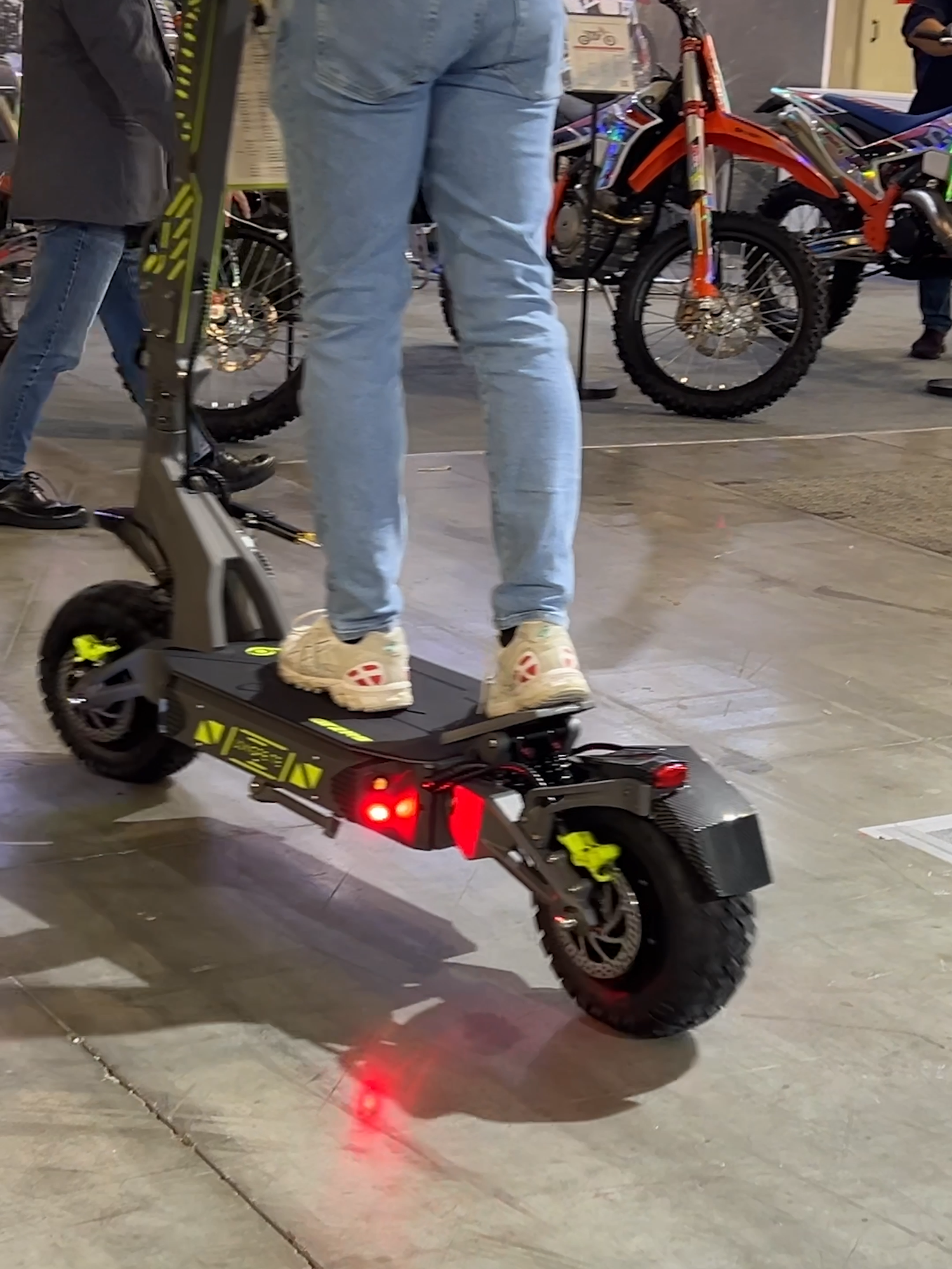 Je test la Langfeite GT2 RS 84 volts !!  #trottinetteelectrique #electric #eicma #2wheels #scooter #trottinetteelectrique#electricscooter#langfeite#eicma @langfeite