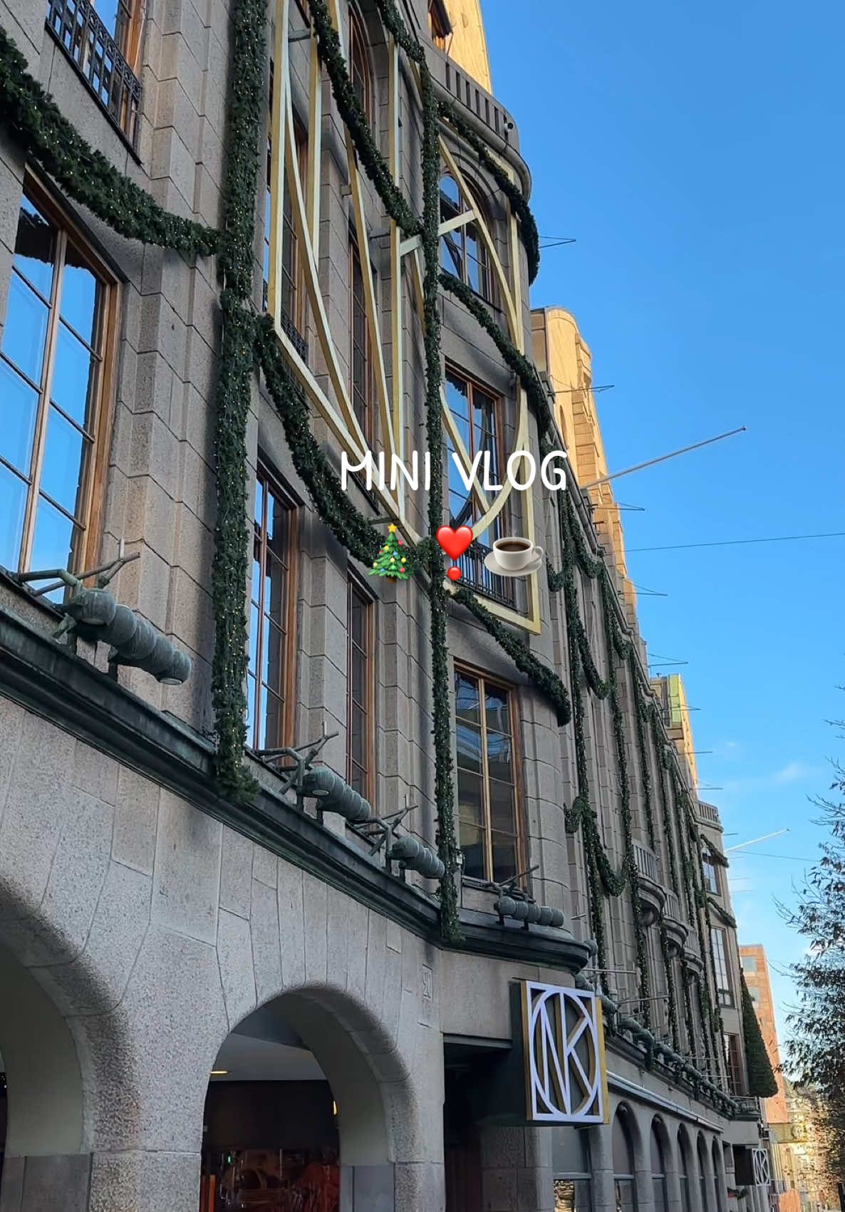 Mini vlog ❣️  #fördig #fördigsida #vinter #nocco #stockholm #nk #jul #christmas #sallad #zoeysfreshfood #bowl #skin #skincare #skincareroutine #skincaretips #weleda #weledalover #wintervibes #vinter #girlstime #minivlog #minivlogs #minivlogg #minivlogger #ugc #ugccreator #ugccontentcreator #ugccommunity  @ByMona 