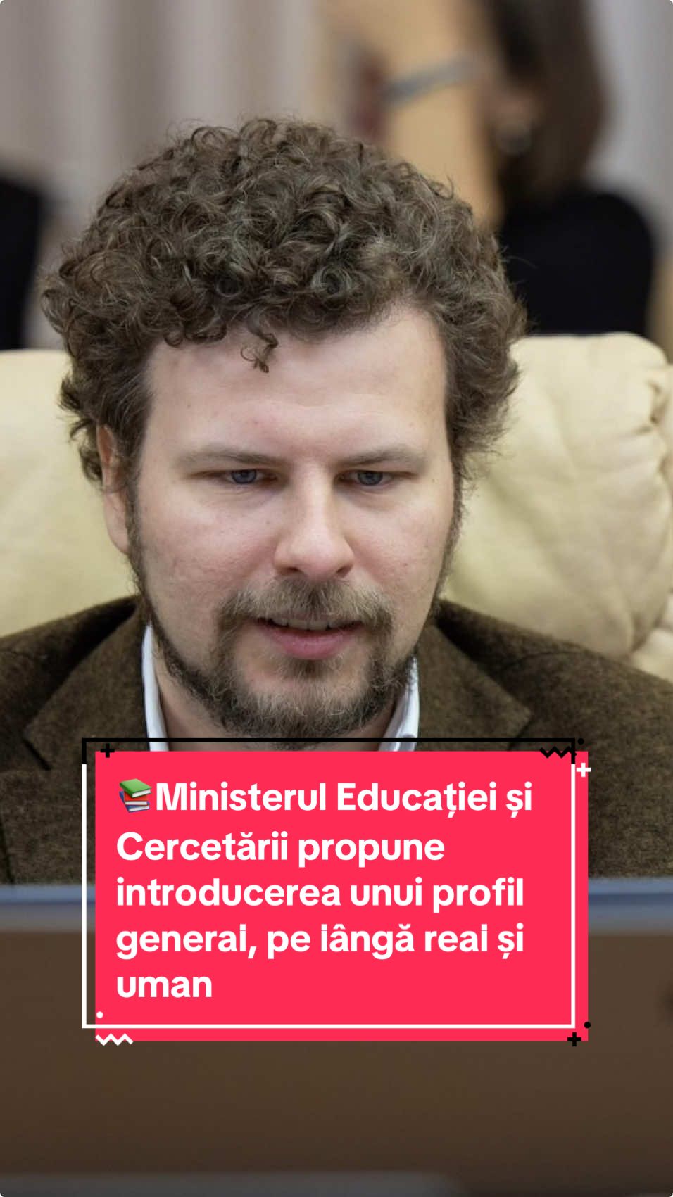 📚Ministerul Educației și Cercetării propune introducerea unui profil general de studiu, pe lângă cel real și umanist, pentru școlile cu o singură clasă liceală. #republicamoldova🇲🇩 #guvern #scoli 