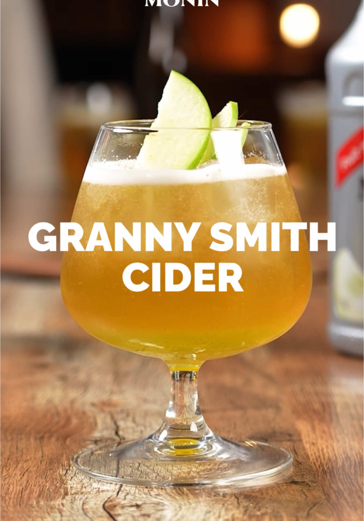 Looking for the ultimate fall refresher? Try this Granny Smith Cider recipe. 🍺 Combining Le Fruit de MONIN Granny Smith Apple and lemon juice with lager beer, this drink is a crisp celebration of flavour. Whip this up in minutes for a perfect cozy evening with good company! Save this recipe for future reference. #Drinkresponsibly #MONIN #MONINAsia #MONINspiring #betterwithMONIN #createwithMONIN #lifeisacreativejourney #versatility #mixology #bartender #cider