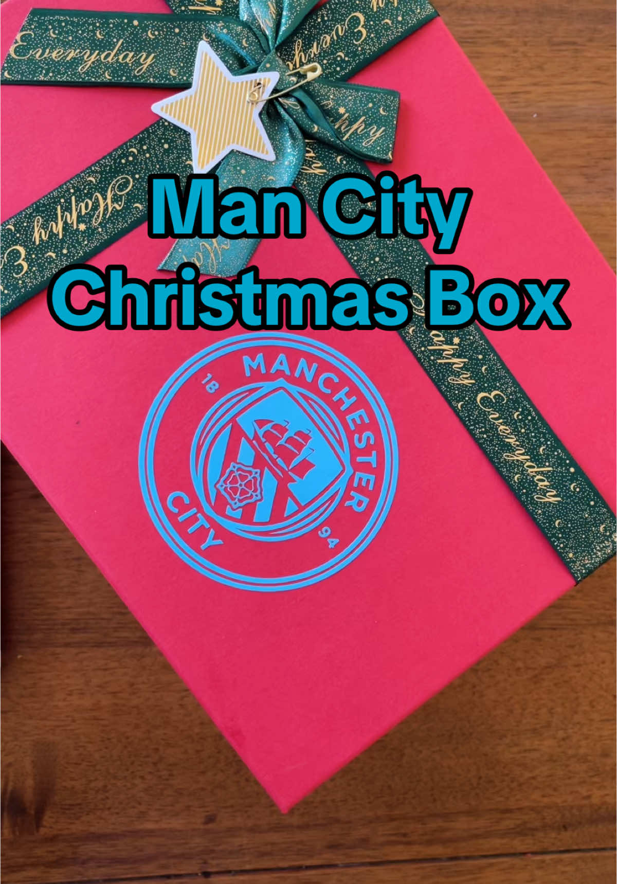 Packing Manchester city Christmas mystery box to Cottingham in UK #mancity #mancityfc #mancityfans #mancity💙 #manchestercity #christmas 