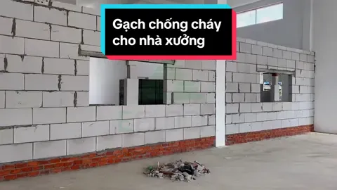 Xây tường chống cháy cho nhà xưởng kho hàng bằng vật liệu xanh - gạch bê tông nhẹ AAC #EBLOCK #AAC #gachbetongkhichungap #vatlieuxaydung #vatlieuxaynha #betongkhichungap #gachaac #foryou 