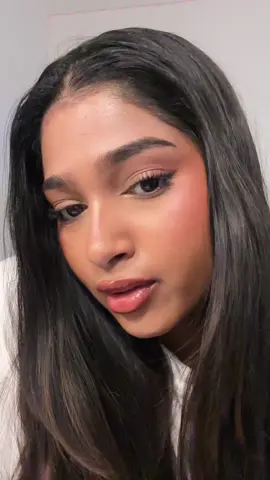 PUBLIC SERVICE ANNOUNCEMENT 📣💄  Products mentioned  @La Roche-Posay effaclar cream  @livetinted or @Huda Beauty colour corrector  @Charlotte Tilbury flawless filter  @YSL Beauty all hours foundation  Huda beauty easy blur loose powder   #girltok #fyp #BeautyTok #brownskinmakeup #sephorasale #holidayseason #christmaswishlist #browngirlmakeup 