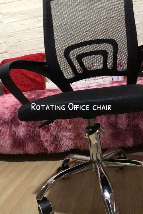 Easy to assemble rotating office chair #chair #rotatingchair #officechair #fyp #trending 