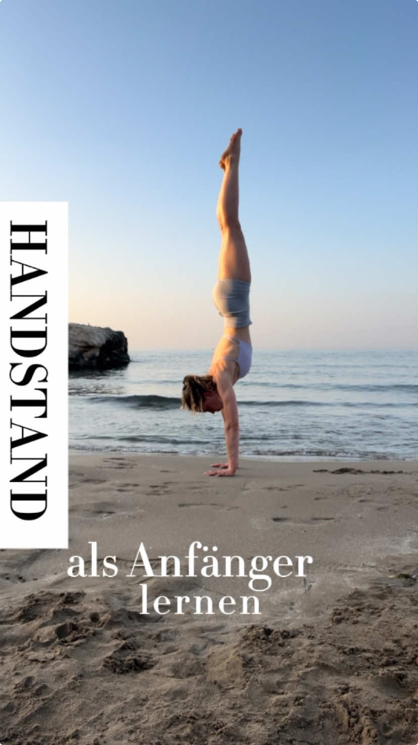 Posting drafts during injury 🥲 #handstand #habdstandtutorial #handstandlernen