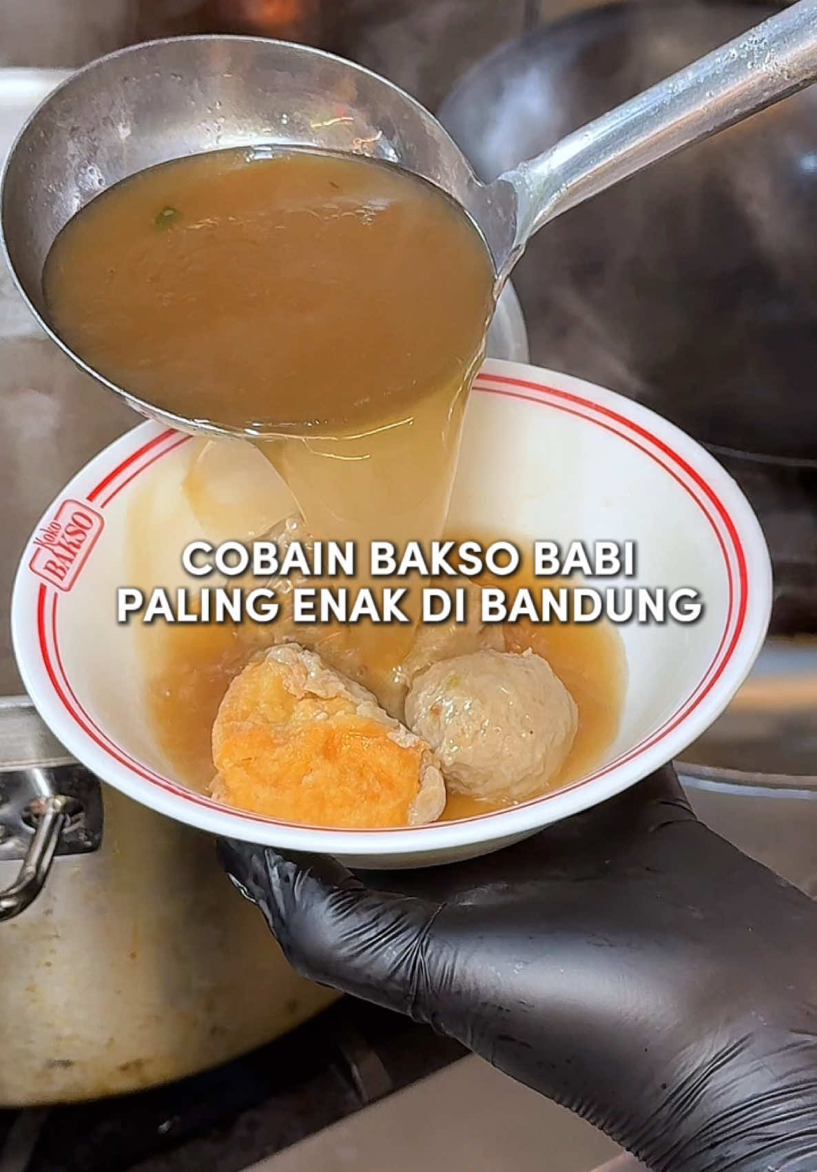 COBAIN BAKSO BABI PALING ENAK DI BANDUNG‼️ @kokobakso.bdg  📍Ruko Paskal A59, Bandung (Depan Cai Lobby) ⏰07:00-22:00 #baksobabi #baksobabienak #baksobabibandung #babi #piglover #piglovers #pig #bandungkuliner #kulinerbandung #bandung #baksobabigoreng 