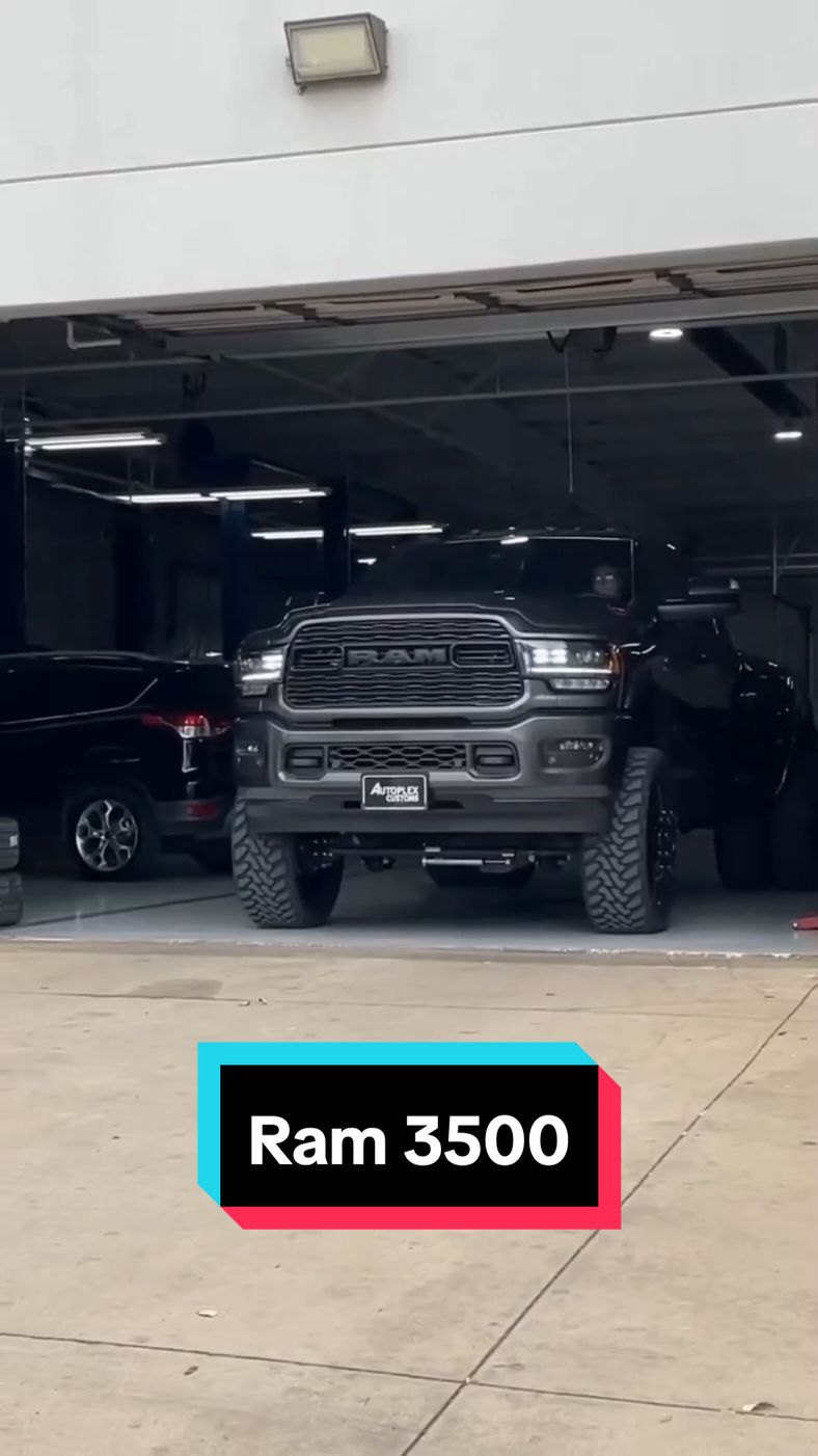 Dodge Ram 3500 #ram #curiosidades #ram3500 #motores #camionetesbrutas 