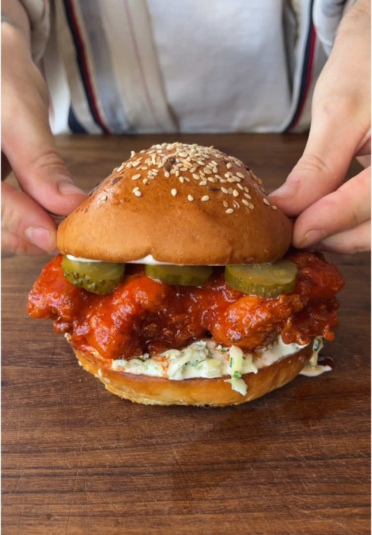 Our fiery Buffalo Chicken Burger w homemade fermented hot sauce🍗🔥  #burger #foodtiktok #buffalochicken