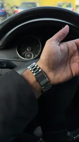 *new everyday watch 😮‍💨 #fyp #fashiontiktok #outfitinspo #citizen #citizentsuyosa 