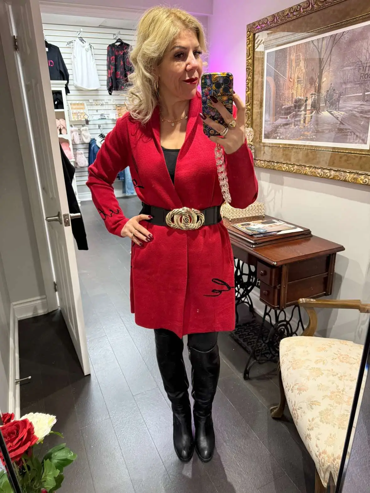 #OOTD Frank Lyman Red ‘One of a Kind’ Cardi 🖤