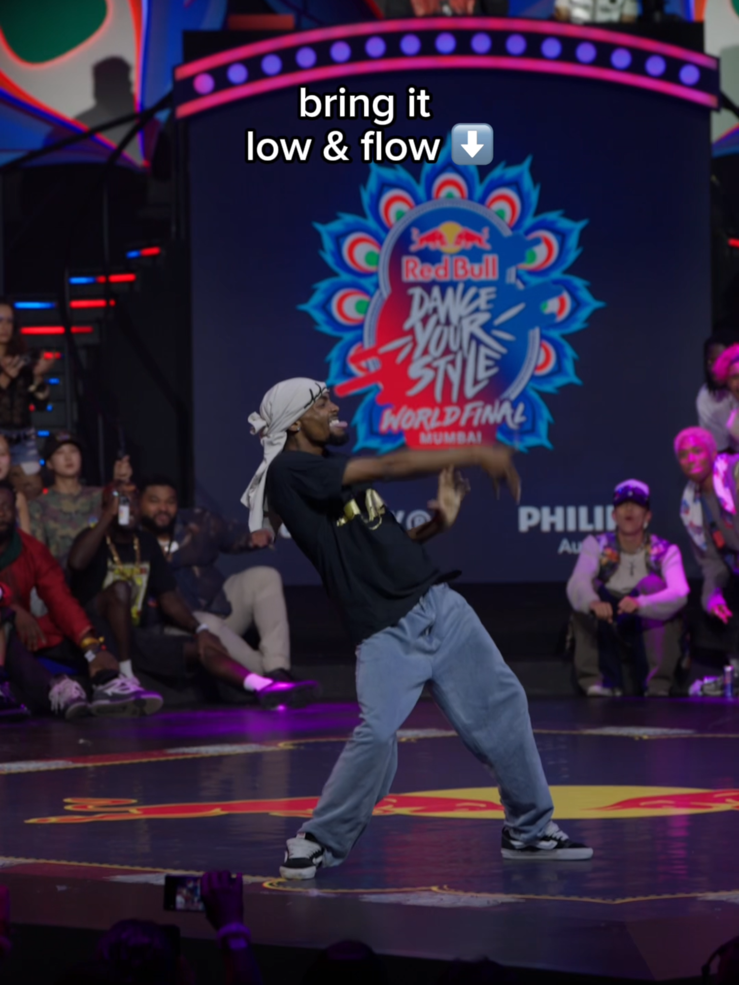 the crowd reactions say it all 🚀 👏: @rubixcriminoel 📍: @Red Bull India  #redbull #givesyouwiiings #energydrink #redbulldanceyourstyle #danceyourstyle #spice #somilikeit