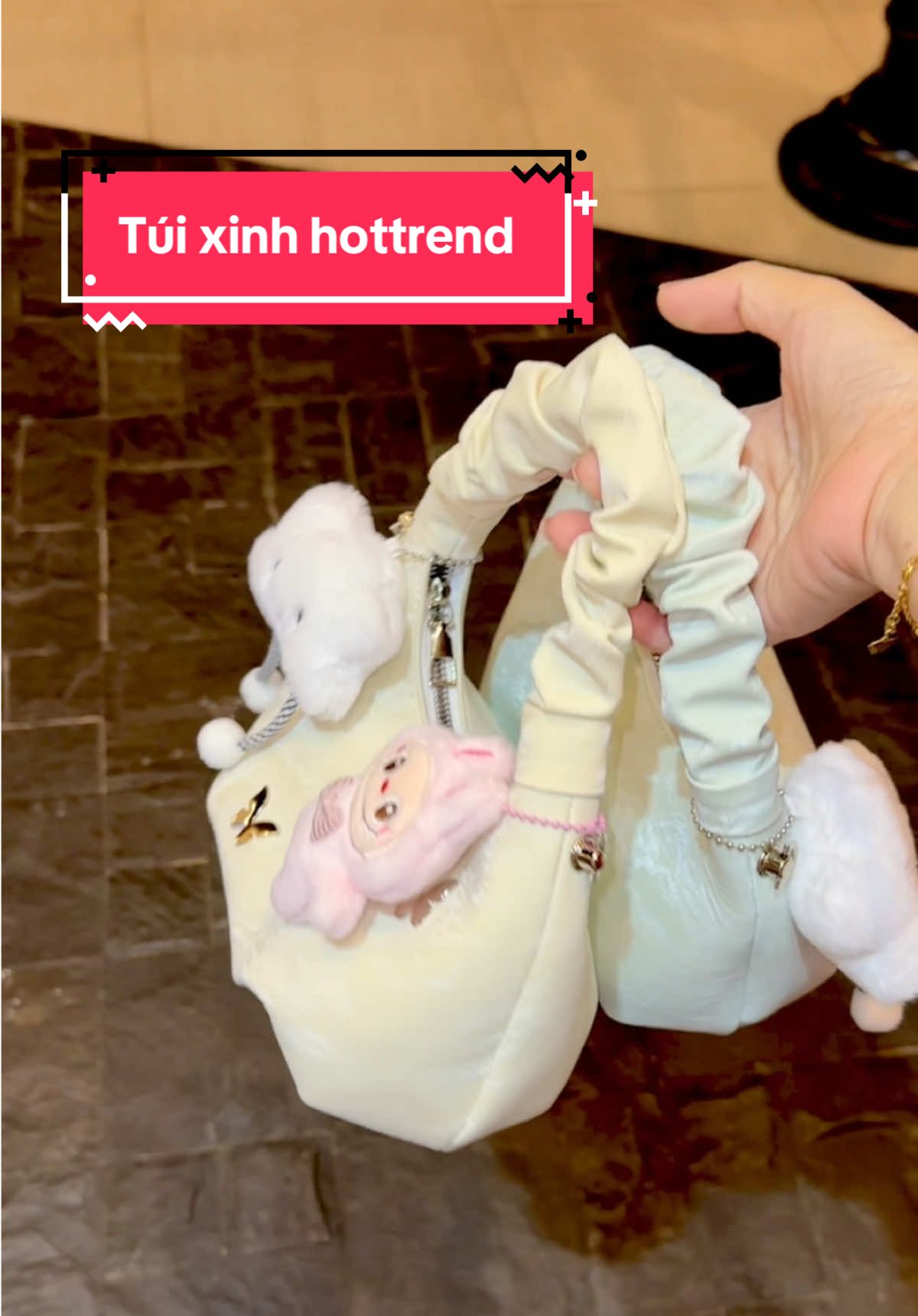 Túi xinh hottrend, hqua 89k mà hnay sale còn 79k thui ạ #tuixinh #tuixach #tuixachxinh #mienphivanchuyen #outfix #hottrend #phoidoxinh #thoitrang #tuixachnu #tuidichoi #xuhuongtiktok #tuideocheo 