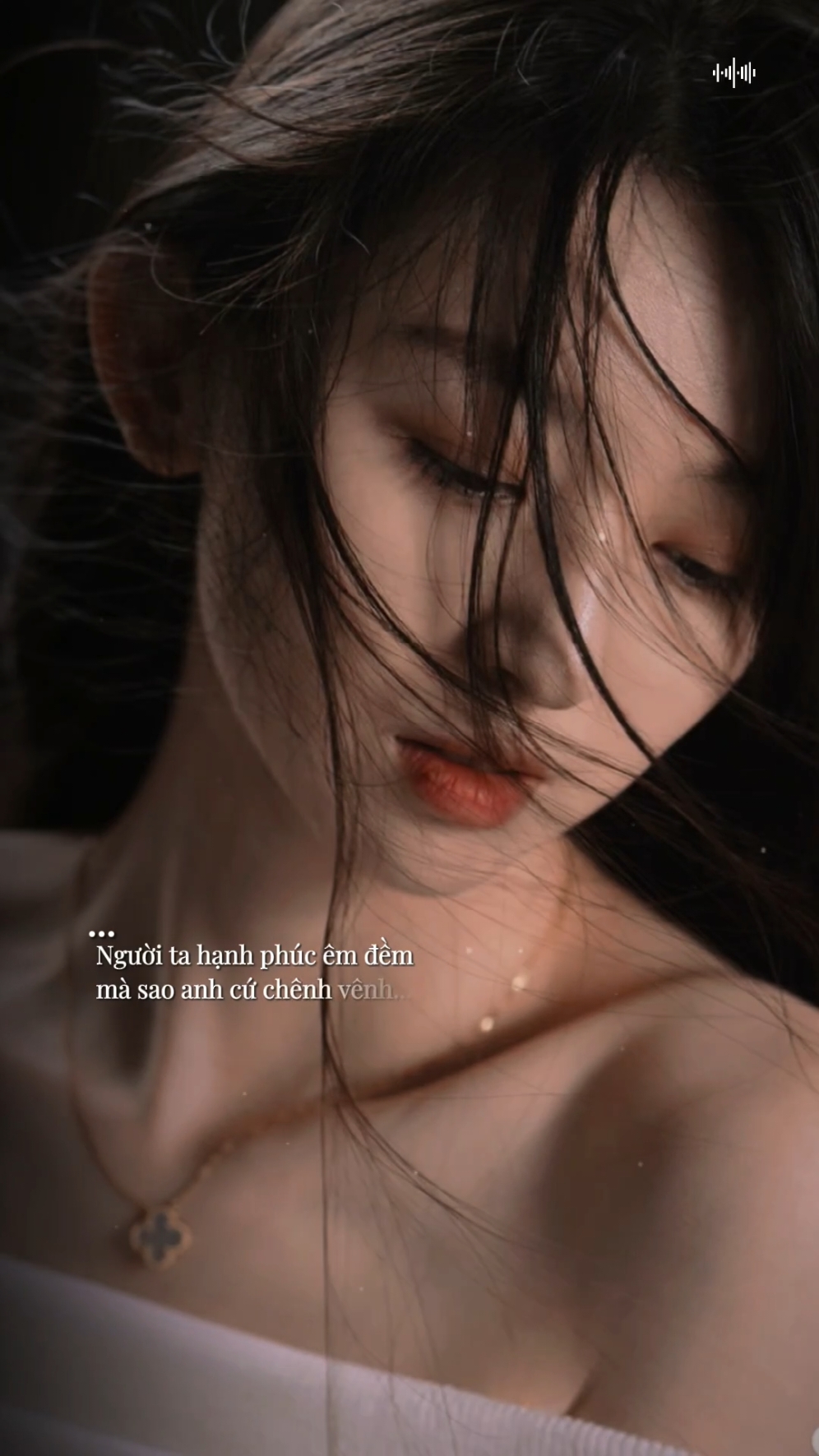 Thời gian tàn nhẫn lấy đi...  #nhachaymoingay #mymiu #maucapcut #lyrics #thuongthithoi 