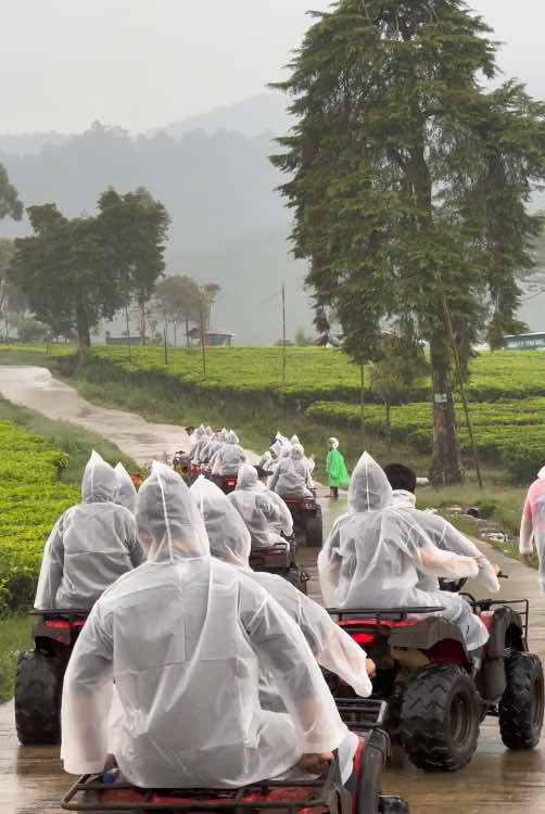 Ternyata Bandung sesendu itu🥺 #atv #bandung #bandunginfo #pangalengan #jabar #hujan 