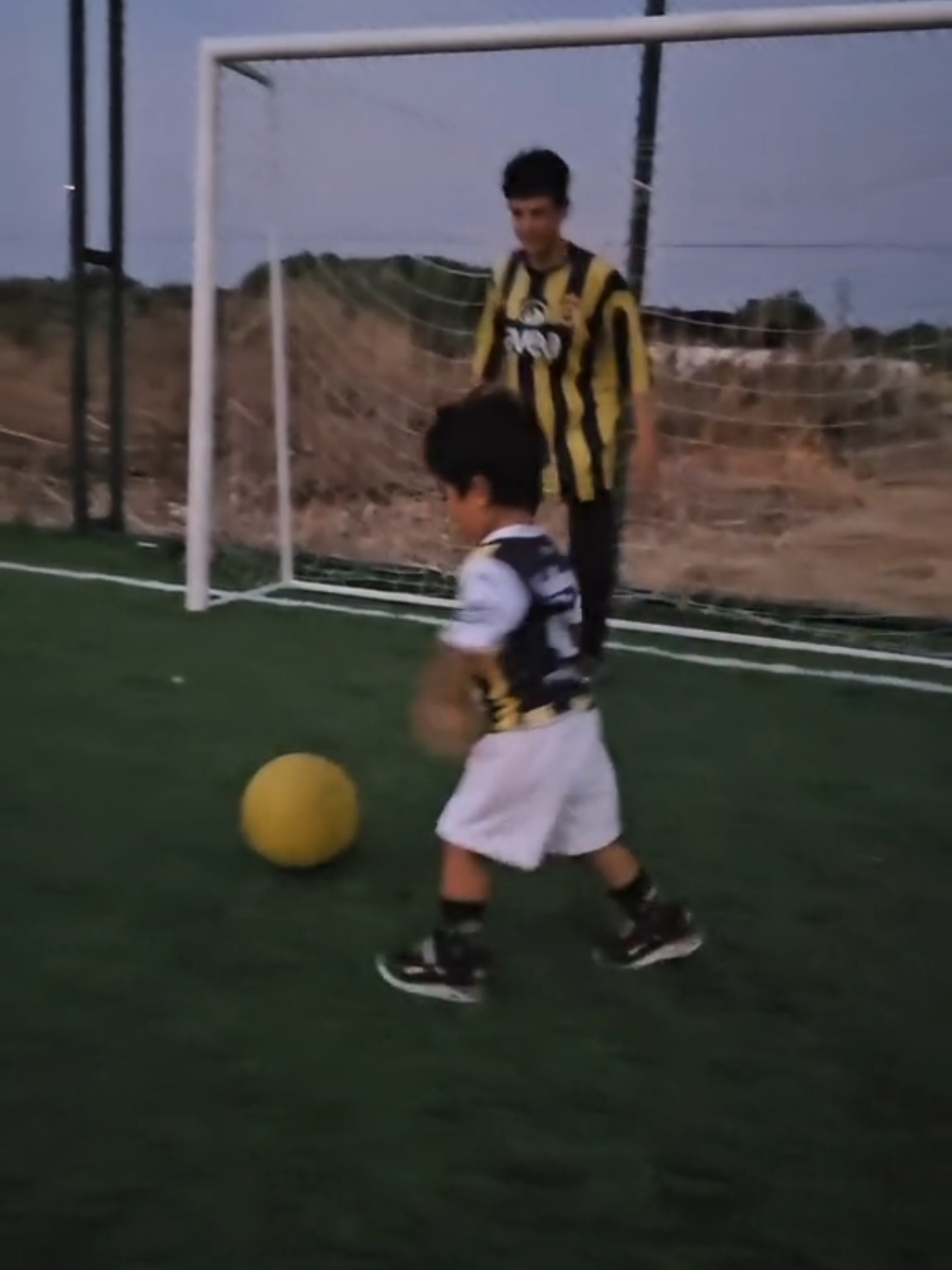 #footballtikt #neymar #skills #footballtiktok #akhisarspor #s_hammadi #CapCut #غياثي 