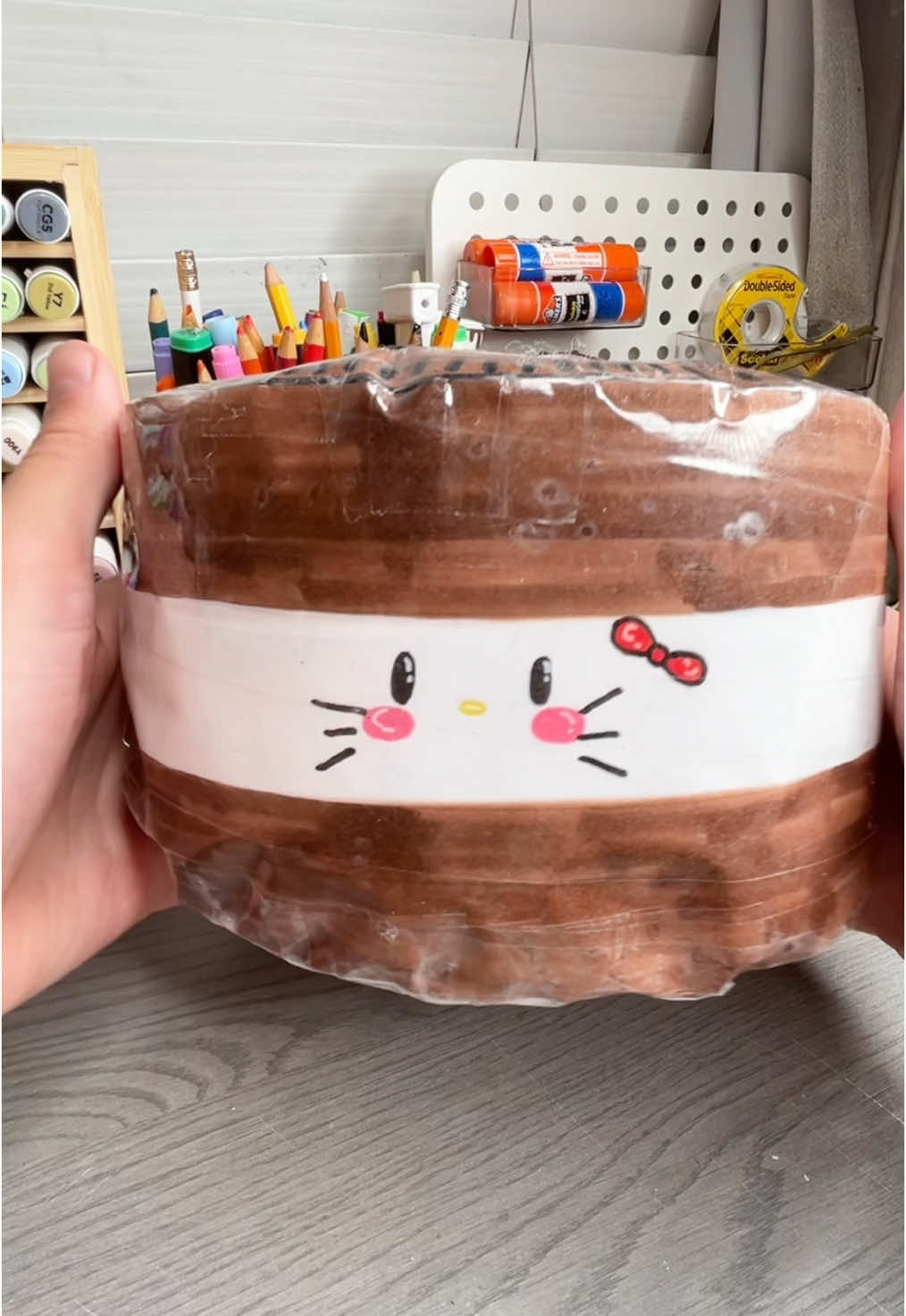 🍪jumbo paper squishy!? ##papersquishy##squishy##DIY##papercraft##cutecrafts##crafts##craft##hellokitty 