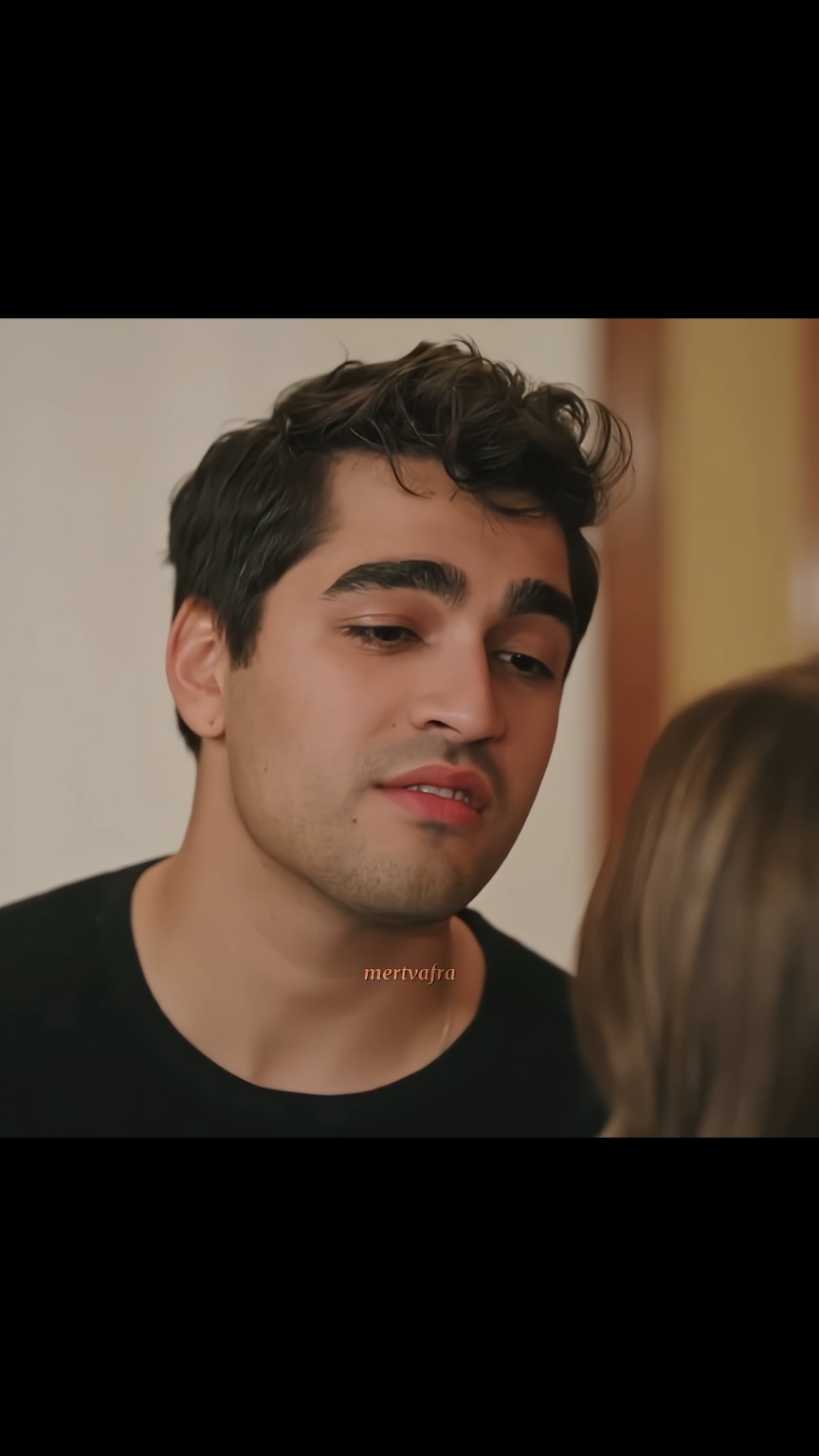 ✨Ferit's reactions in episode 83✨ . . @afrasaracogIuu  . . #mertramazandemir #afrasaraçoğlu #seyfer #afram #afmer #yalıçapkını #yalicapkini #طائر_الرفراف 