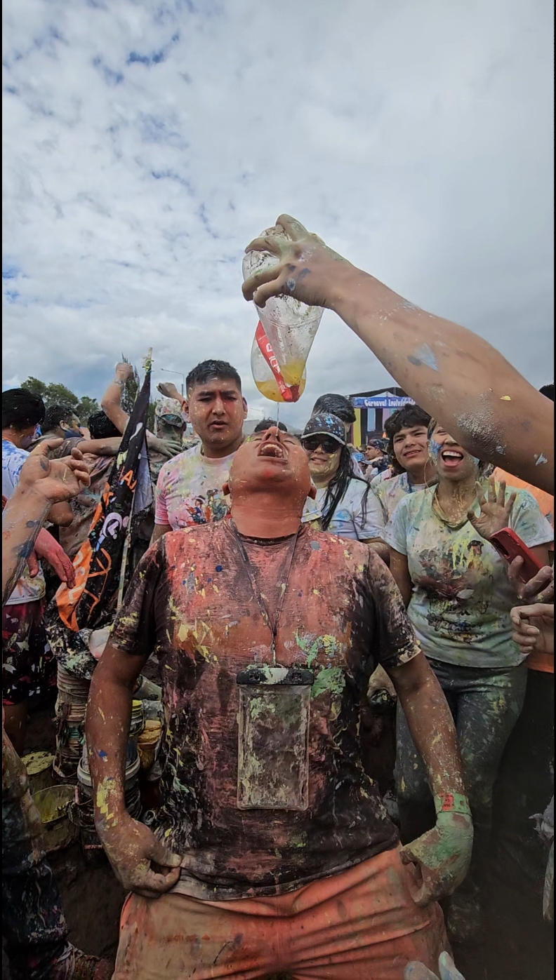 Ya falta poco para mi hermoso carnaval de cajamarca  . #carnavalesdecajamarca #carnavales #carnaval2025 #cajamarca #quehacer #capaqñam #videos #viral #fyi #parati #busparrandero  #viajeroslibres 