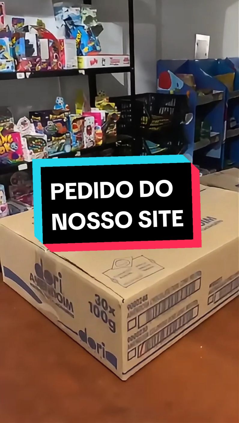 embalando um pedido do nosso site! aqui você encontra as melhores opções!  #comprinhas #candyshop #doces #fyp #como #tutorial #embalandopedido #order #howichange 