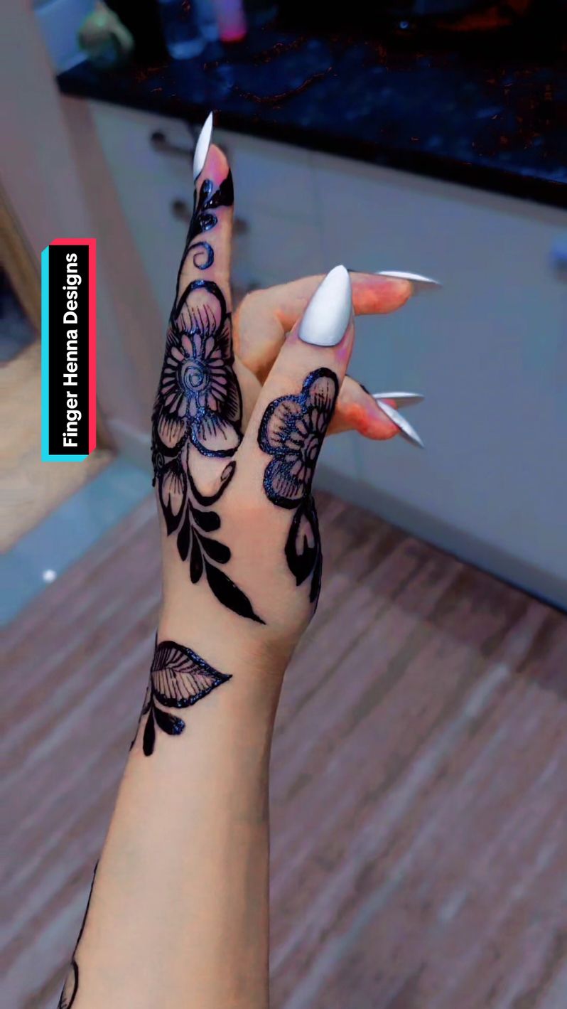 Finger Henna Designs #creatorsearchinsights 